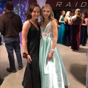 Meet your Posher, Chloe